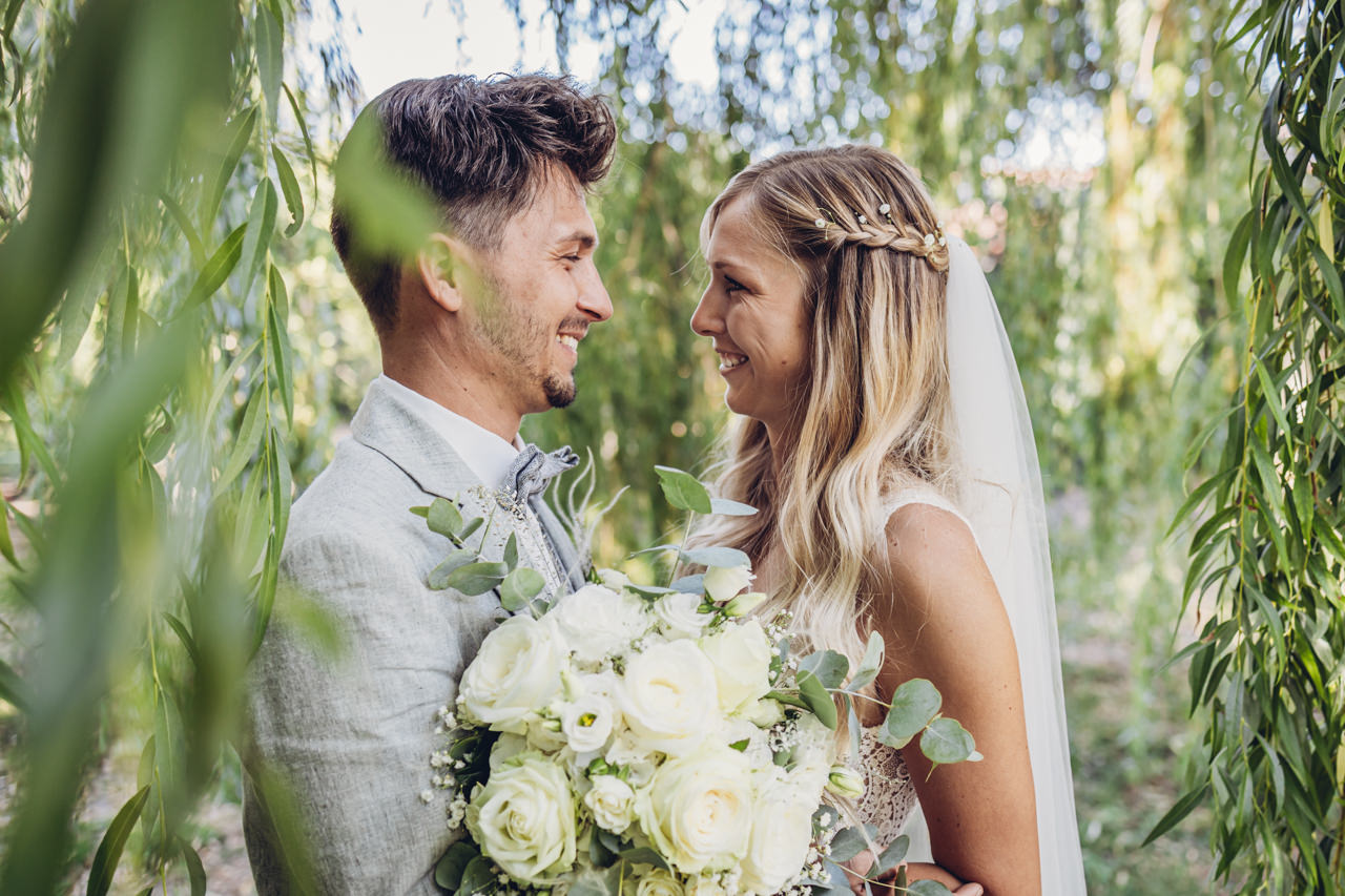 Hochzeitsfotograf-Hannover-Gutshof von Jeinsen-Gestorf-Standesamt-Springe